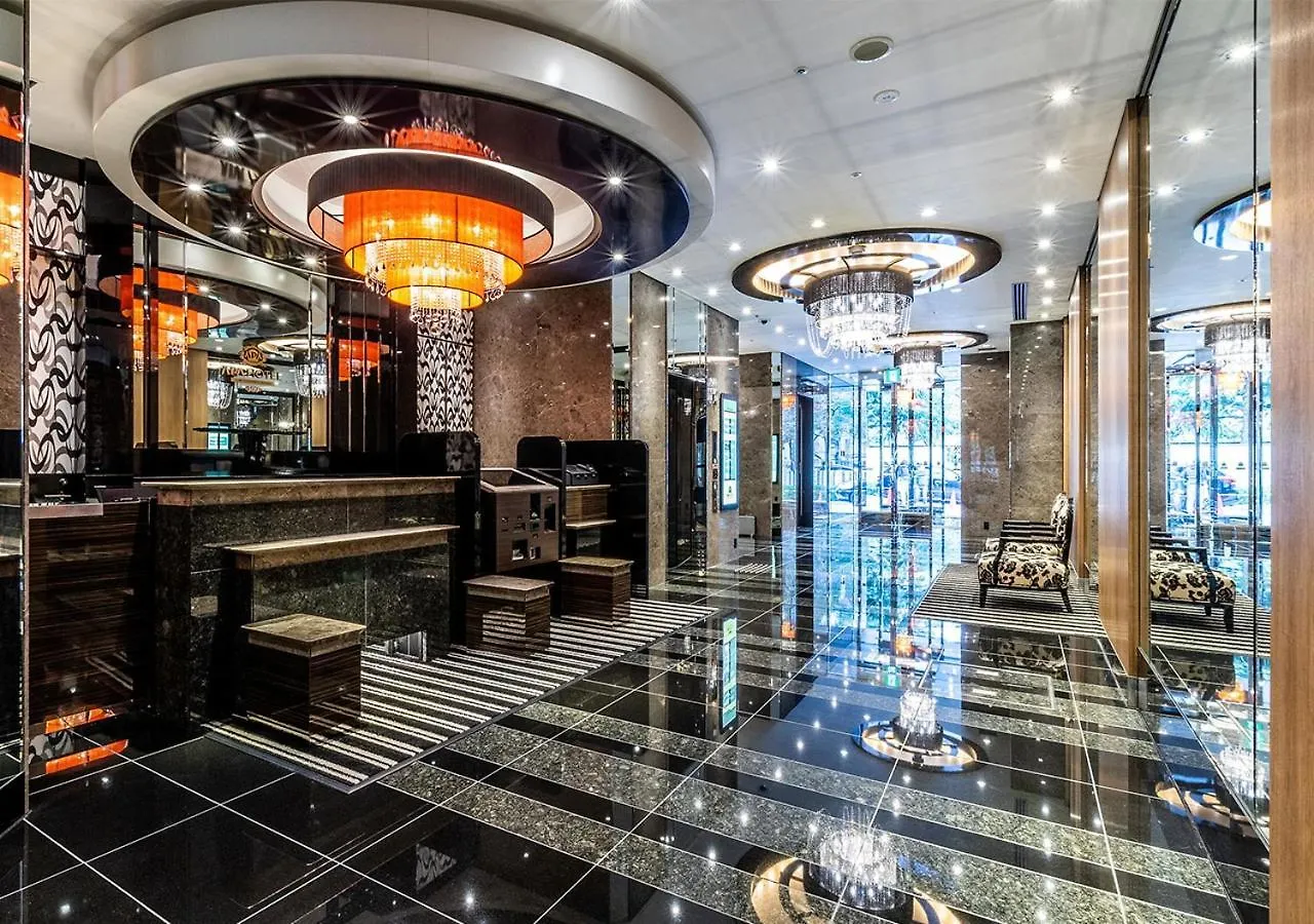 Apa Hotel Kobe Sannomiya Ekimae